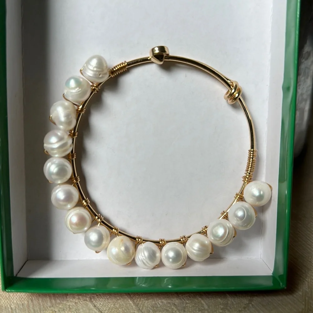 Handcrafted FAUX PEARL wired bracelet with adjustable band one size handmade. - Picture 1 of 5